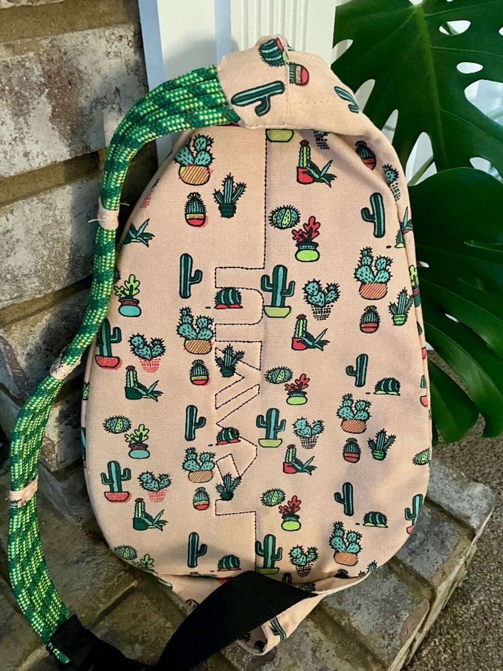 KAVU Rope Bag, Cactus/succulent pattern - Picture 2 of 8